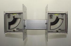 Dual102F Airflow Indicators